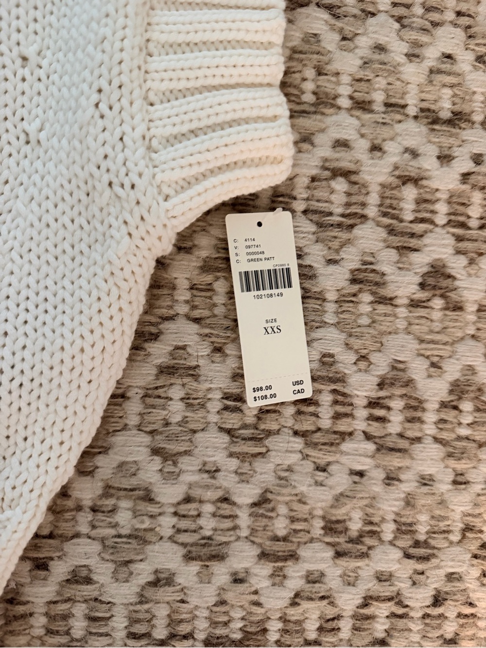 Anthropologie White Cropped Sweater with Green Star - Picture 3 of 3